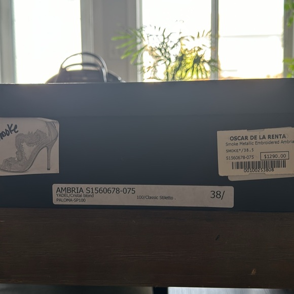 Oscar De La Renta Smoke Ambria shoe - Picture 5 of 5